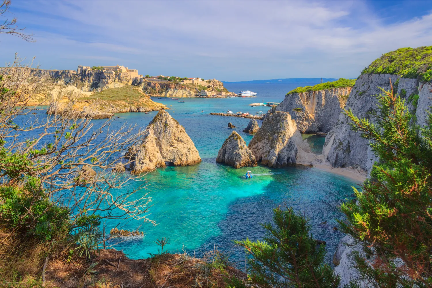 Seascape Of Tremiti Archipelago With Pagliai Cliffs In San Domino Island. Cretaccio And San Nicola Island In Background