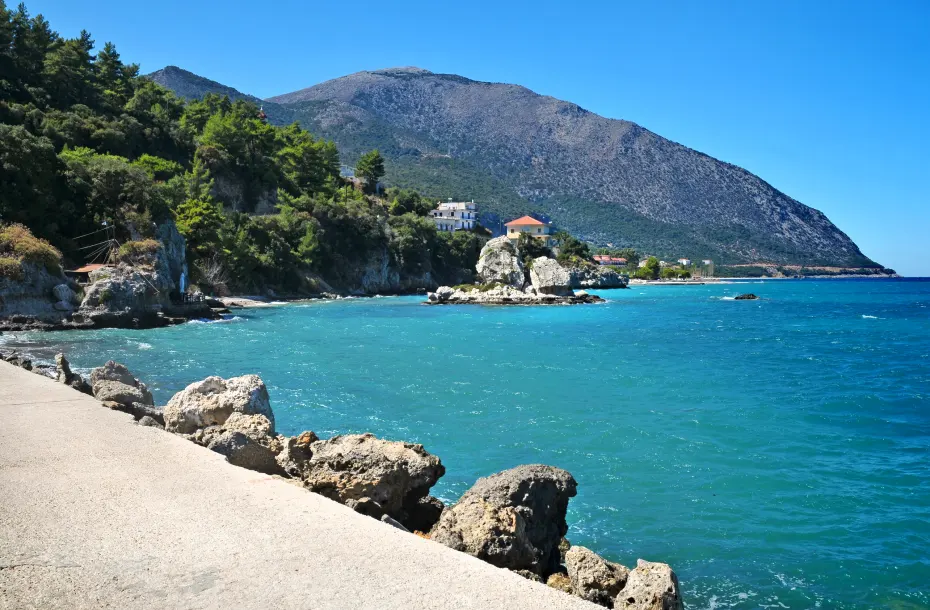 Port of Poros in Kefalonia